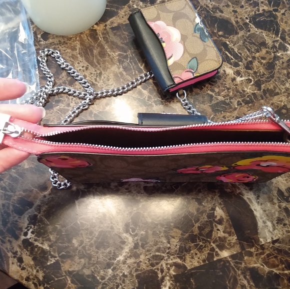 Coach cross body and coin bag - Picture 9 of 11